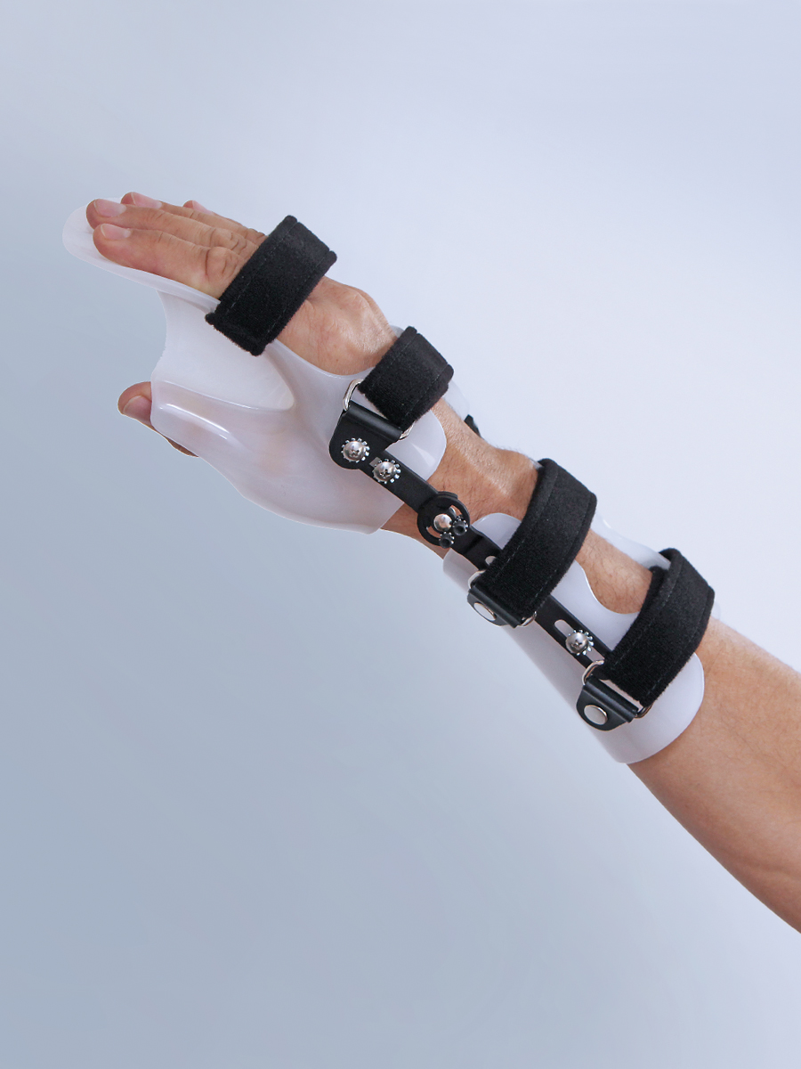 Handgelenks-Orthese m. einstellbarem Gelenk  individuelle Anfertigung (KV erford.001